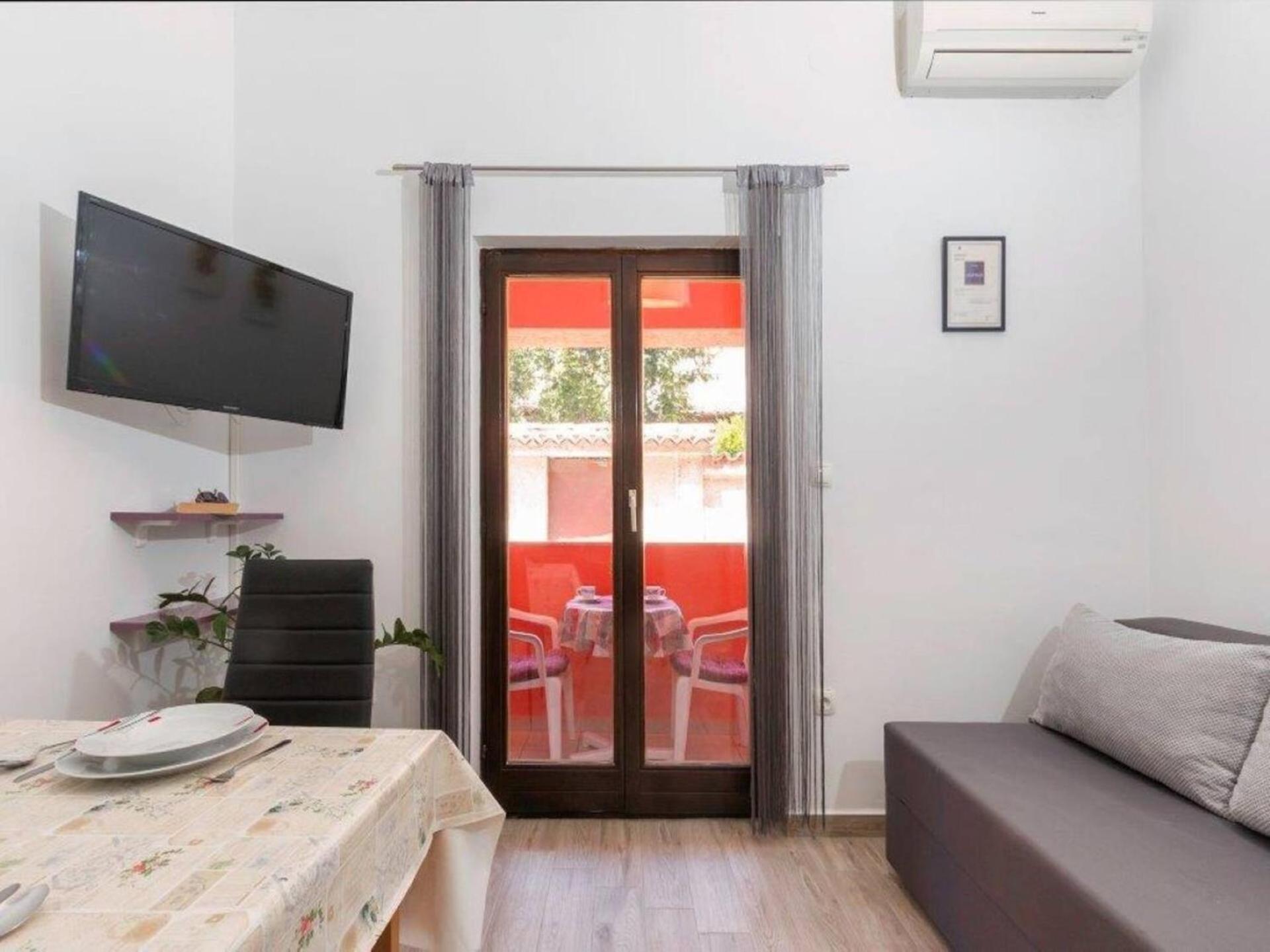 Pleasant Oriana Apartment Near The Sea-普拉 外观 照片